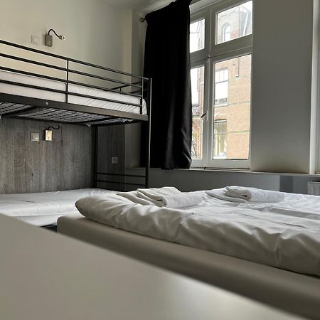 Budget Trianon Hotel Amsterdam Exterior photo