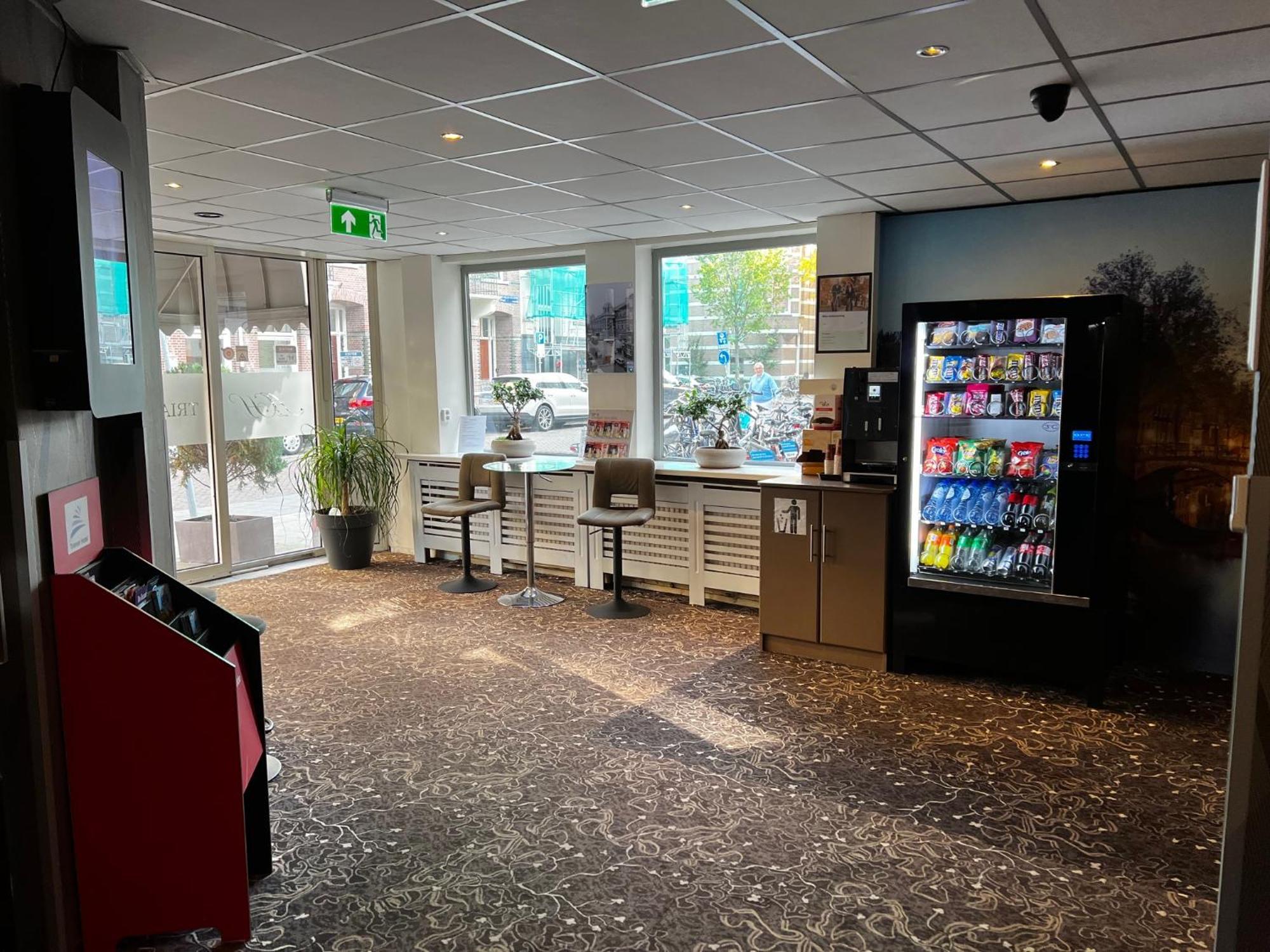 Budget Trianon Hotel Amsterdam Exterior photo