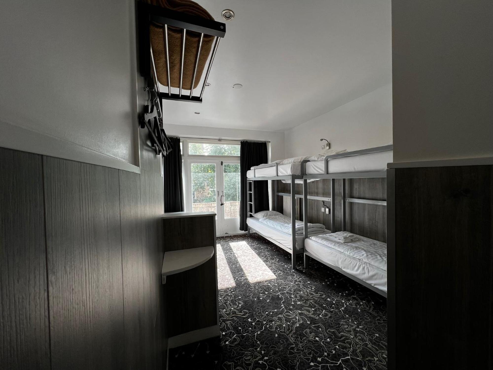 Budget Trianon Hotel Amsterdam Exterior photo