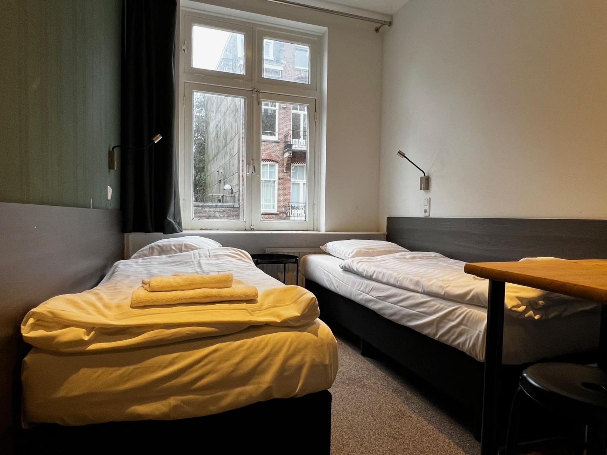 Budget Trianon Hotel Amsterdam Exterior photo