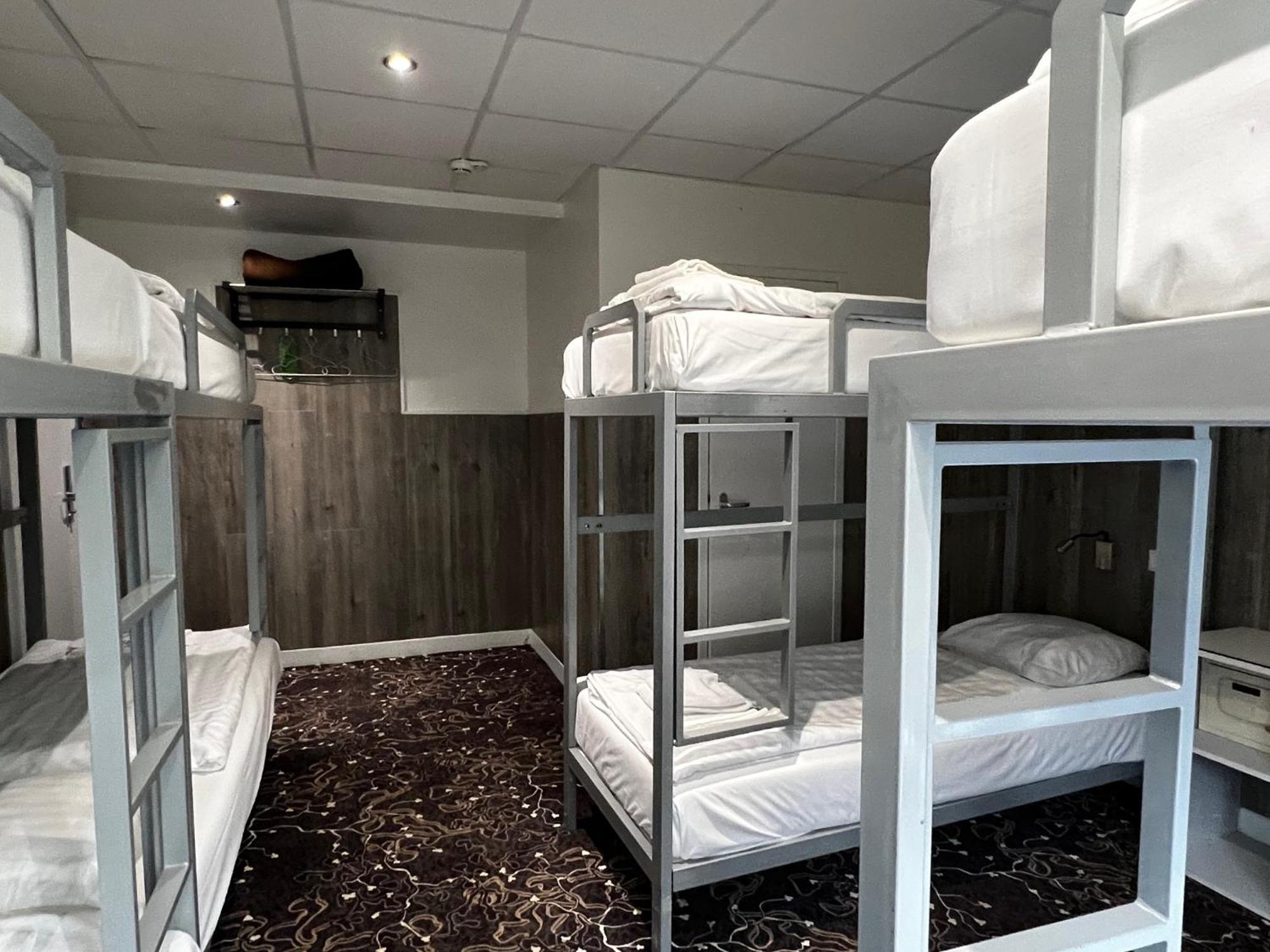 Budget Trianon Hotel Amsterdam Exterior photo