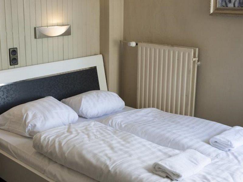 Budget Trianon Hotel Amsterdam Exterior photo